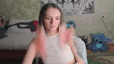 Snapshot of vanilla_arya chatting on 8, 2, 2026 Adelina online show from 8, 2, 2026