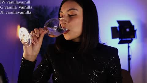 Annabet  online show from 13, 1, 2025