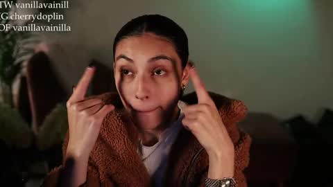 Annabet  online show from 10, 9, 2025