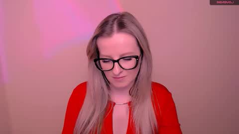 Mia online show from 10, 3, 2026