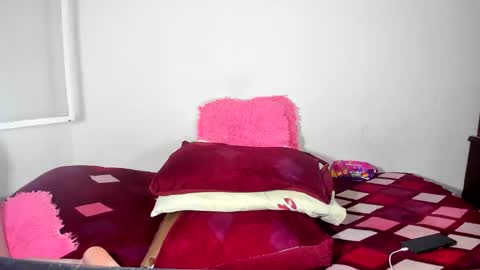 Snapshot of vanne_horny77 chatting on 16, 1, 2025 Vanessa online show from 16, 1, 2025