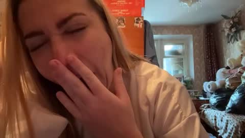 Mia online show from 29, 4, 2026