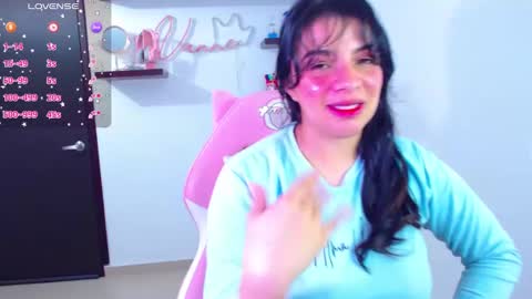 Vanesa online show from 6, 2, 2025