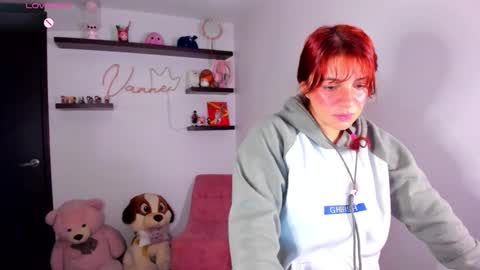 Snapshot of vannessa_shy chatting on 5, 5, 2026 Vanesa online show from 5, 5, 2026