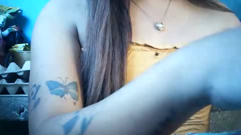 Snapshot of vannisa_xx chatting on 3, 5, 2026 vannisa xx online show from 3, 5, 2026