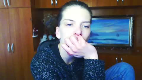 Vanessa online show from 4, 3, 2025