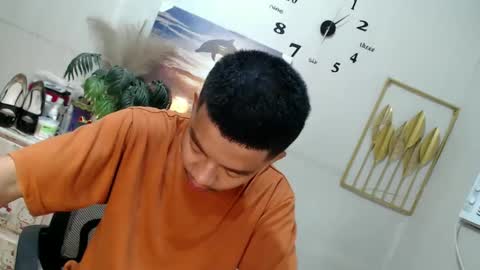 Snapshot of vanxxx2005 chatting on 12, 2, 2025 vanxxx2005 online show from 12, 2, 2025