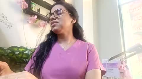 Snapshot of vanyxxxx chatting on 19, 11, 2025 vanyxxxx online show from 19, 11, 2025