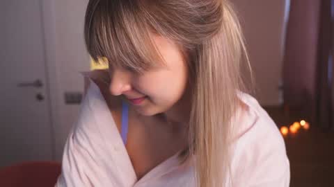 Heeeeey Im Hanna the art of tease  online show from 15, 12, 2024