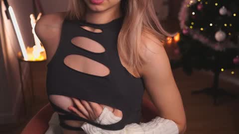 Heeeeey Im Hanna the art of tease  online show from 25, 12, 2024