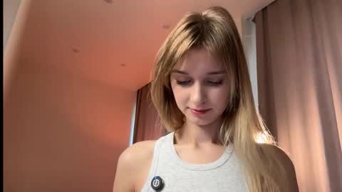 Heeeeey Im Hanna the art of tease  online show from 2, 11, 2025