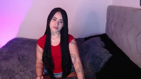 Snapshot of vayolett_bass chatting on 18, 12, 2024 Vayolett Bass online show from 18, 12, 2024