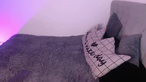 Snapshot of vayolett_bass chatting on 20, 12, 2024 Vayolett Bass online show from 20, 12, 2024