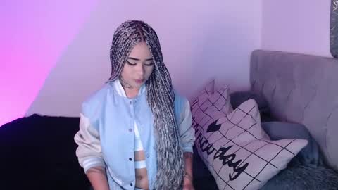 Snapshot of vayolett_bass chatting on 21, 2, 2025 Vayolett Bass online show from 21, 2, 2025