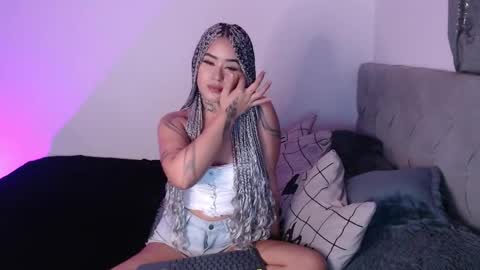 Snapshot of vayolett_bass chatting on 22, 2, 2025 Vayolett Bass online show from 22, 2, 2025