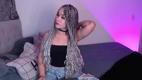 Snapshot of vayolett_bass chatting on 25, 2, 2025 Vayolett Bass online show from 25, 2, 2025