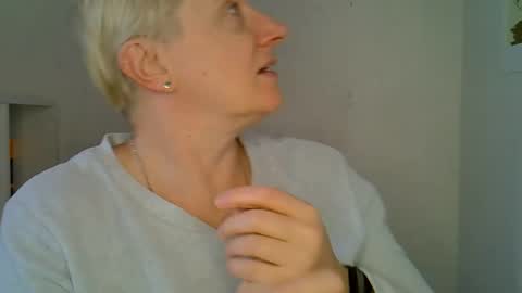 vea_motty online show from 12, 1, 2026