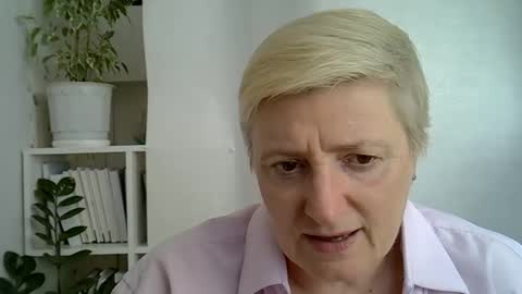 vea_motty online show from 10, 4, 2026