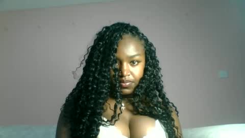 Snapshot of vee_quest chatting on 15, 6, 2026 vee_quest online show from 15, 6, 2026