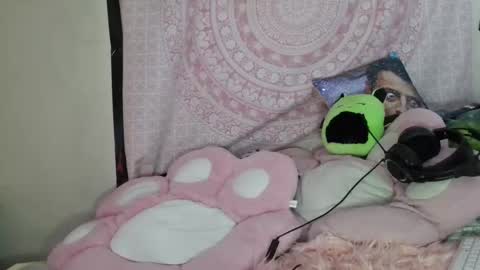 Veronica Lehane online show from 6, 1, 2025