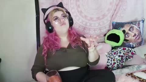 Veronica Lehane online show from 11, 1, 2025