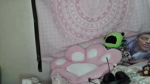 Veronica Lehane online show from 6, 2, 2025