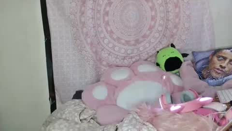 Veronica Lehane online show from 28, 2, 2025