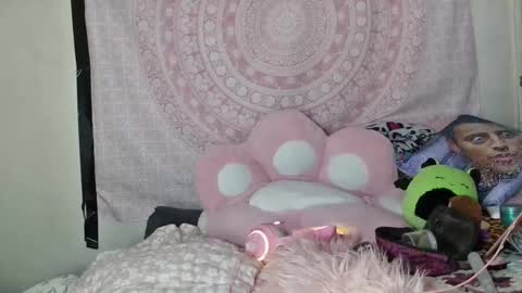 Veronica Lehane online show from 9, 3, 2025