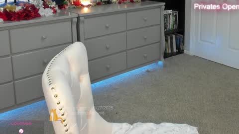 Snapshot of vegas_romance chatting on 28, 1, 2025 vegas_romance online show from 28, 1, 2025