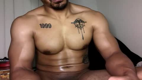 Vegas Love online show from 2, 12, 2025