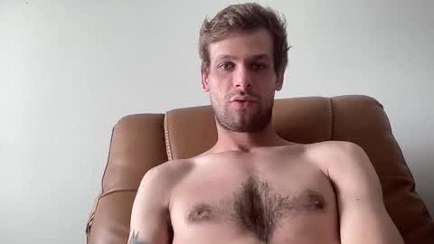 Joeyyy online show from 4, 5, 2026