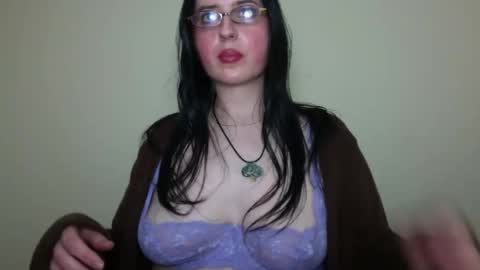 Snapshot of velira_ chatting on 5, 12, 2025 velira_ online show from 5, 12, 2025