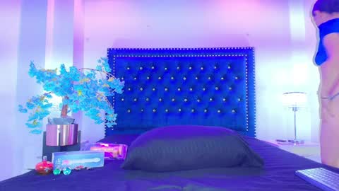 velora_nigth online show from 6, 4, 2026