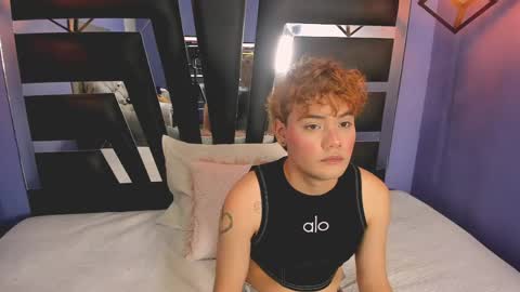 Veluni  online show from 25, 4, 2026