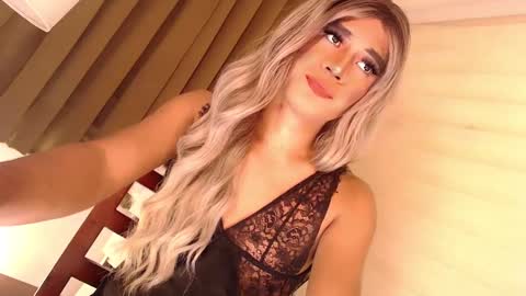 Snapshot of velvet_fux chatting on 5, 12, 2024 Richy will make you fall in love online show from 5, 12, 2024