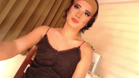 Snapshot of velvet_fux chatting on 20, 12, 2024 Richy will make you fall in love online show from 20, 12, 2024