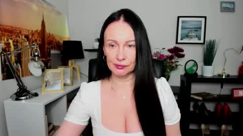 Snapshot of velvet_jasmine chatting on 16, 9, 2025 Jasmine online show from 16, 9, 2025