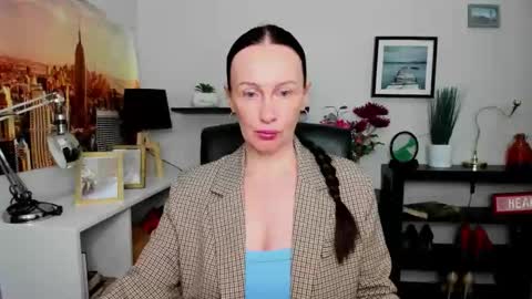 Snapshot of velvet_jasmine chatting on 19, 9, 2025 Jasmine online show from 19, 9, 2025