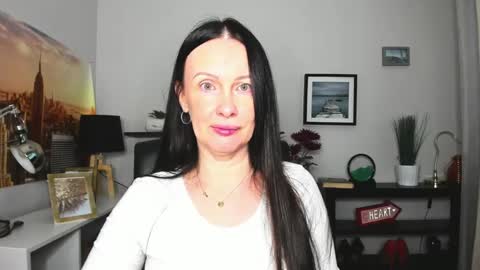 Snapshot of velvet_jasmine chatting on 24, 9, 2025 Jasmine online show from 24, 9, 2025