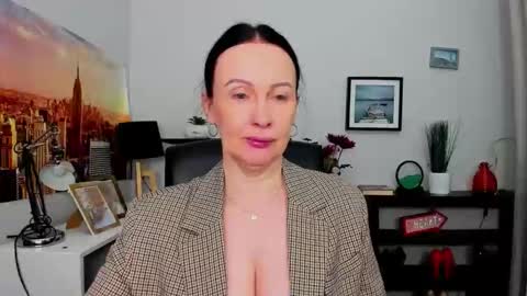 Snapshot of velvet_jasmine chatting on 30, 9, 2025 Jasmine online show from 30, 9, 2025