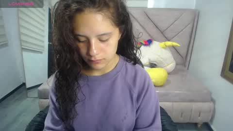 Snapshot of velvet_moon_v chatting on 16, 9, 2025 velvet_moon_v online show from 16, 9, 2025