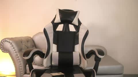 Snapshot of velvet_raze chatting on 23, 6, 2026 Velvet online show from 23, 6, 2026