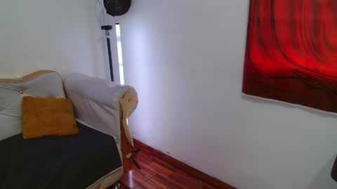 Velvet Sexy online show from 11, 5, 2026