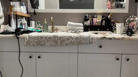 VelvetBarbie online show from 6, 4, 2026