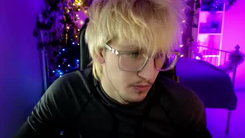 Snapshot of velvetbite chatting on 9, 1, 2026 velvetbite online show from 9, 1, 2026