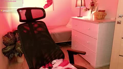 Snapshot of velvetbite chatting on 14, 1, 2026 velvetbite online show from 14, 1, 2026