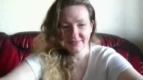 Snapshot of velvetdiamond chatting on 5, 6, 2026 velvetdiamond online show from 5, 6, 2026