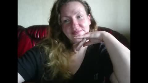 Snapshot of velvetdiamond chatting on 7, 6, 2026 velvetdiamond online show from 7, 6, 2026
