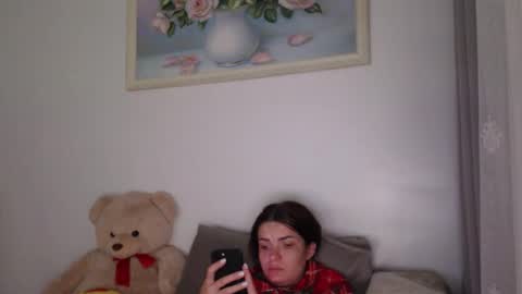 Snapshot of velvetmoon123 chatting on 21, 11, 2025 velvetmoon123 online show from 21, 11, 2025