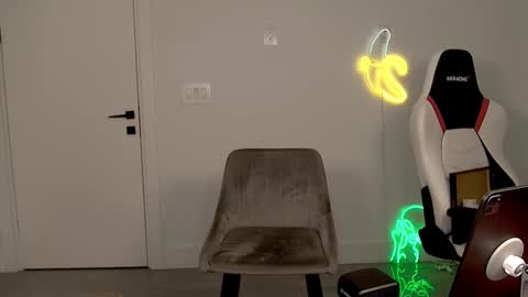 VelvetTGirl online show from 6, 3, 2026